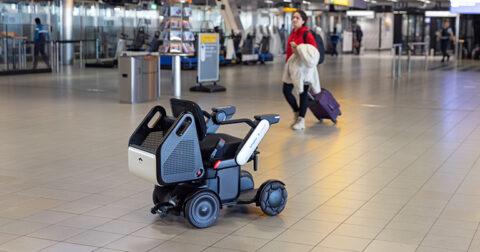 Schiphol continues trial with autonomous mobility vehicles from WHILL to enhance accessibility