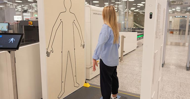Zurich Airport begins trial operation of Rohde & Schwarz security scanners using AI algorithms